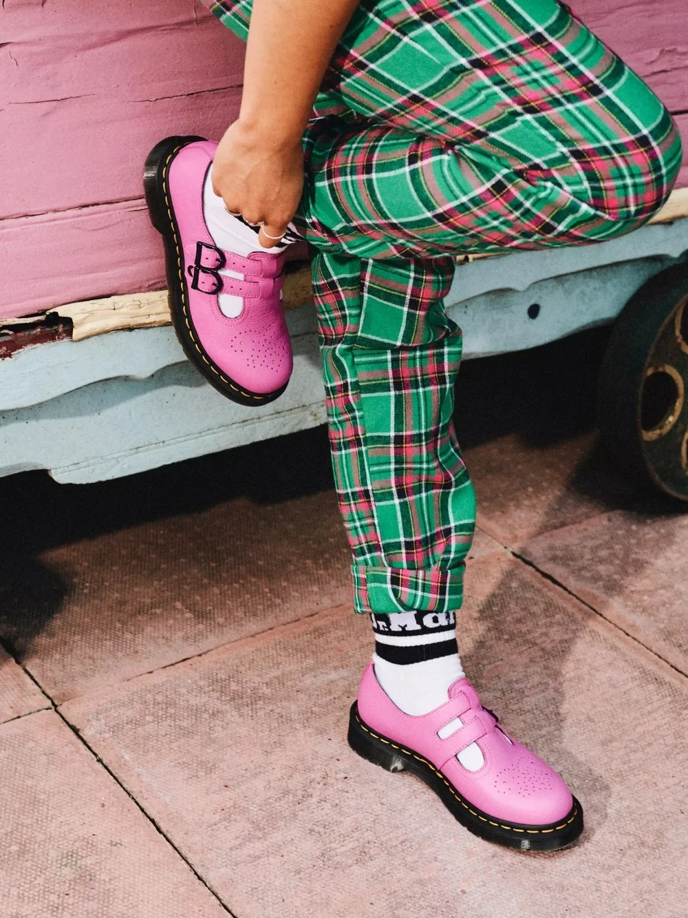 Dr. Martens Pink Double-Strap Mary Jane Platform Shoes Size 6
